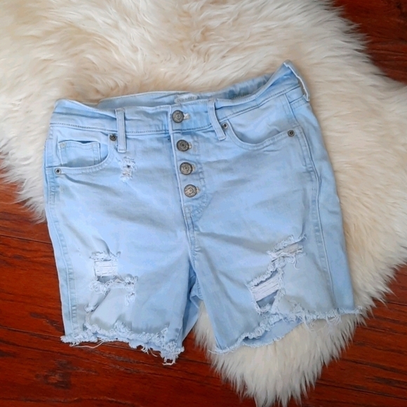 Old Navy High Rise Distresses Jean Shorts - Picture 1 of 2